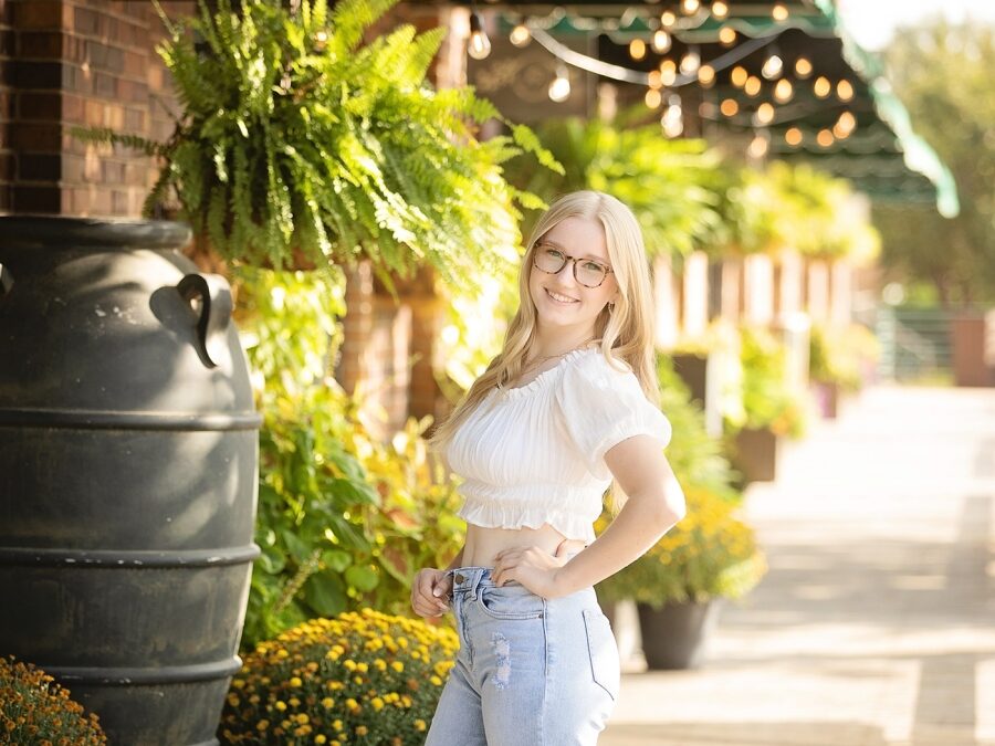 10 Tips to Ensure you will LOVE your Senior Photos!