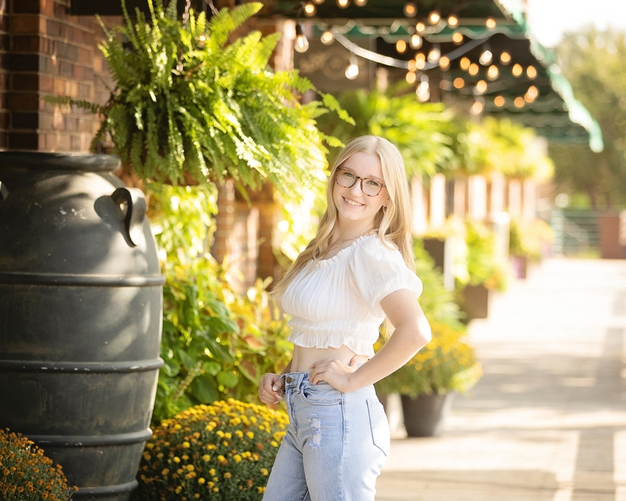 10 Tips to Ensure you will LOVE your Senior Photos!